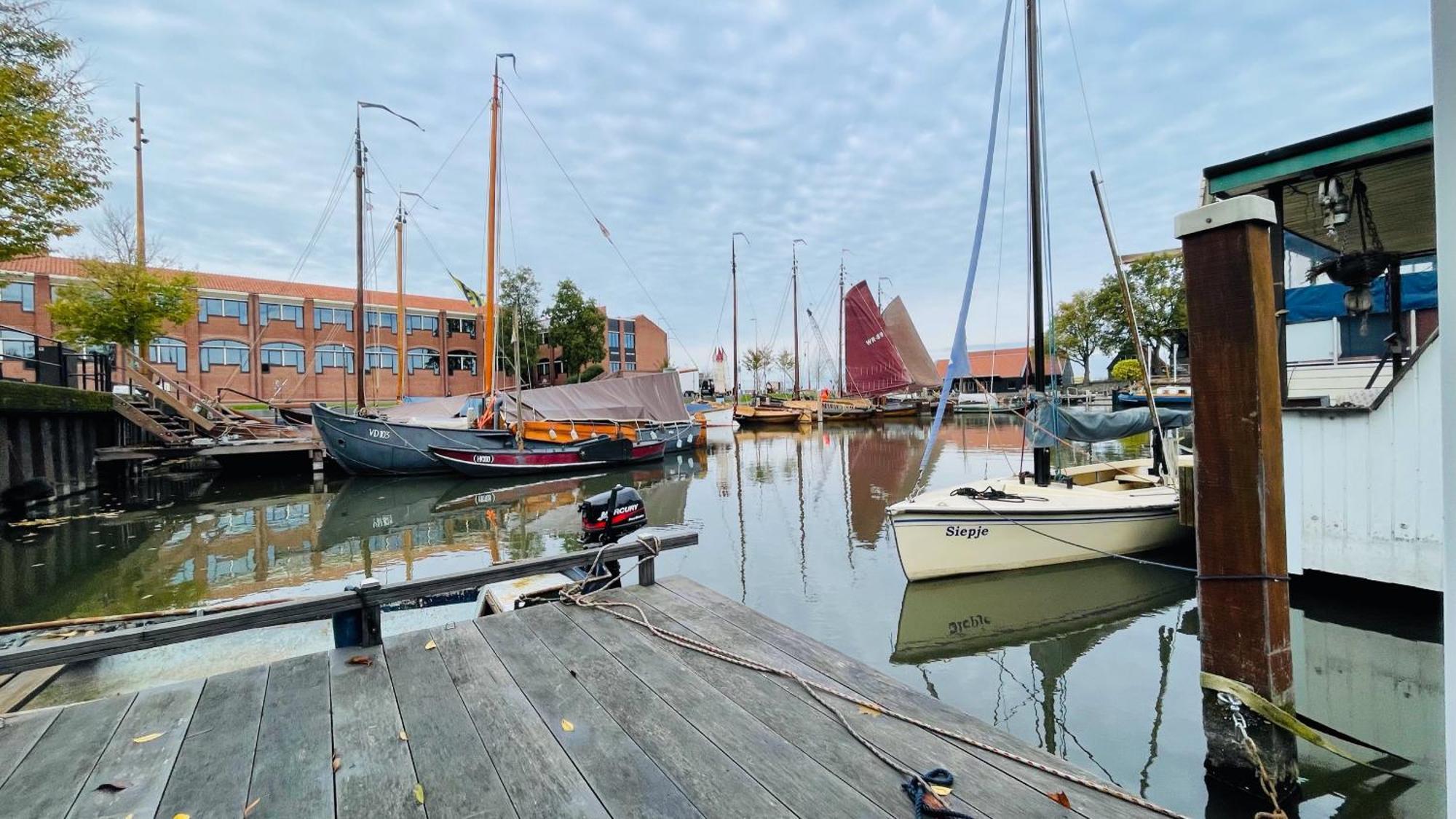 Woonboot 4 Harderwijk Ξενοδοχείο Εξωτερικό φωτογραφία